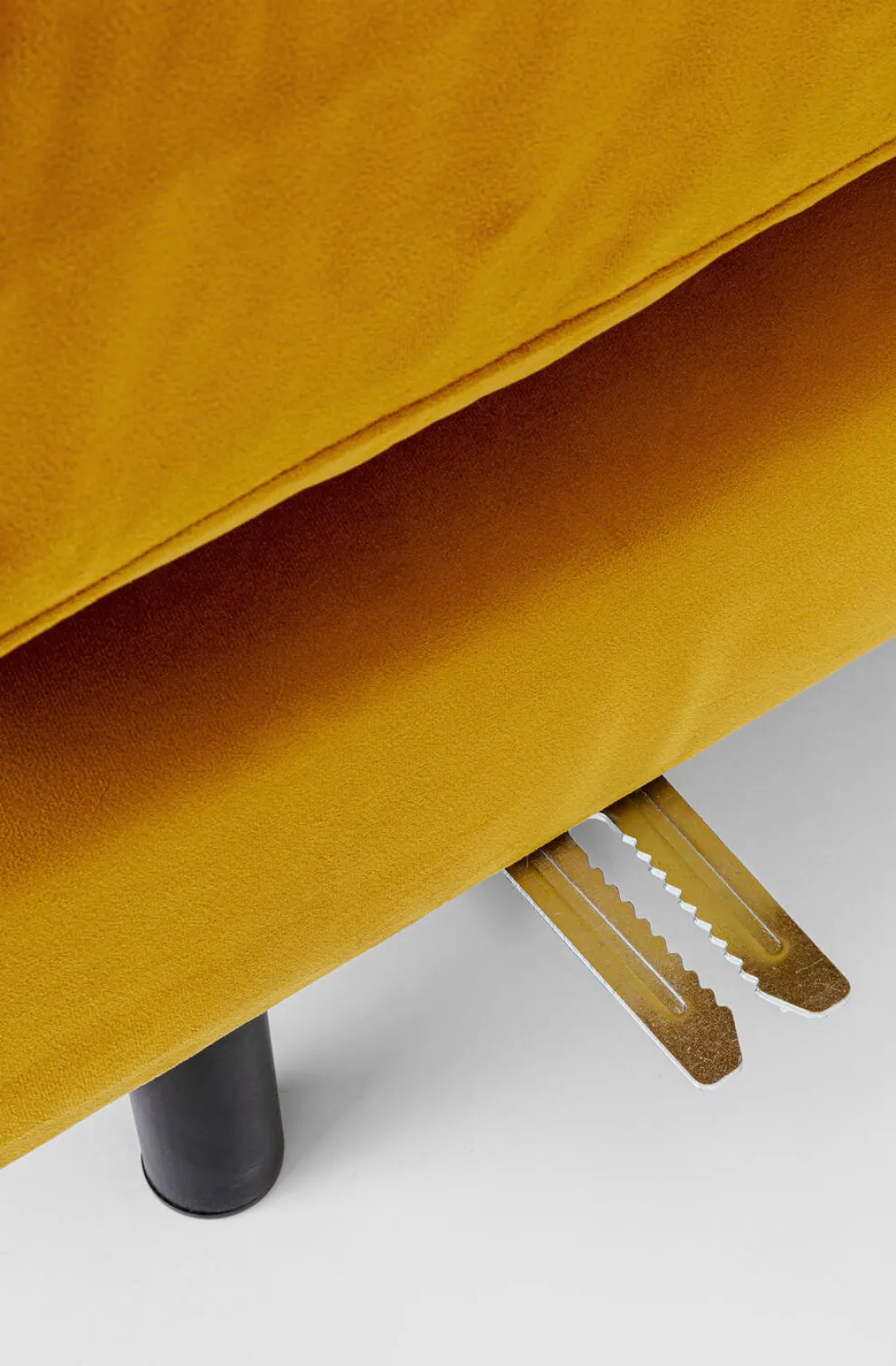 Bank Discovery 2-Zits Amber