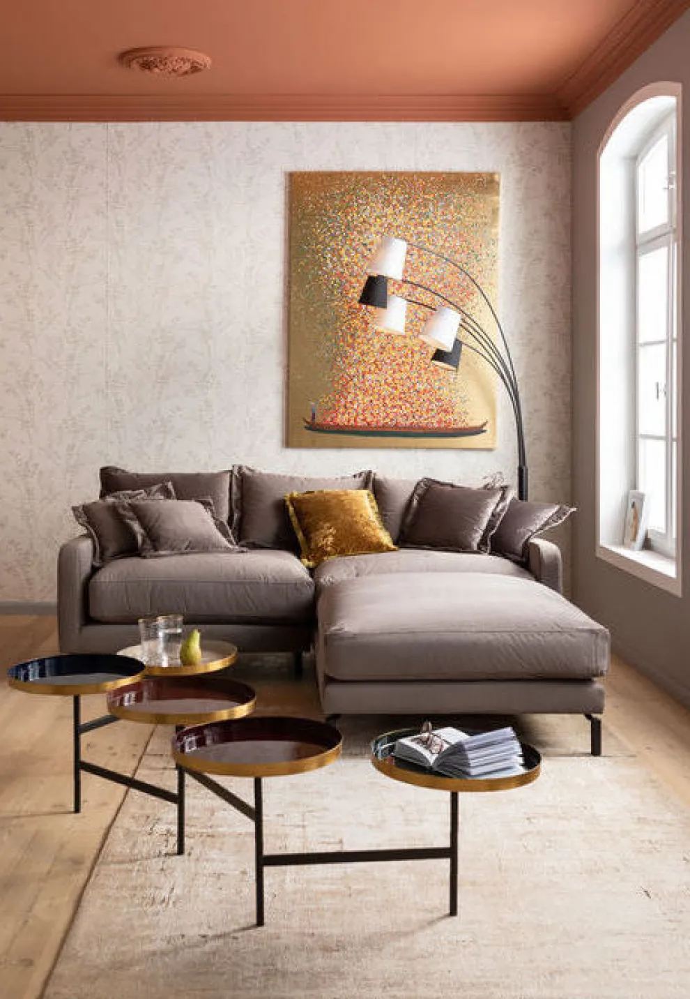 Bank Lullaby 2-Zits Taupe