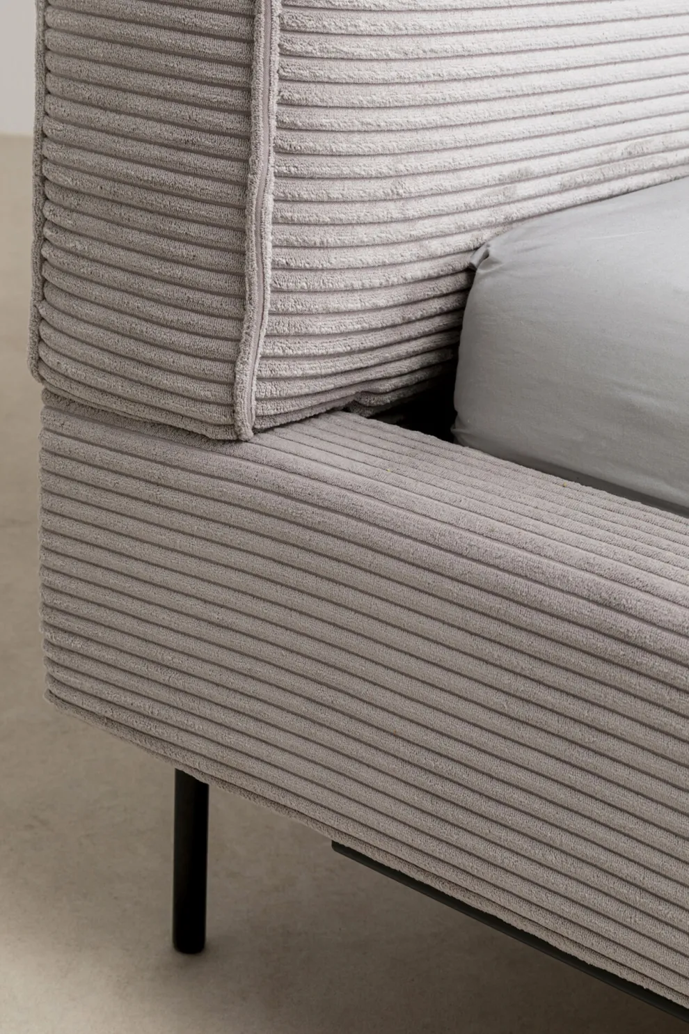 Bed East Side Cord Grey 160x200cm