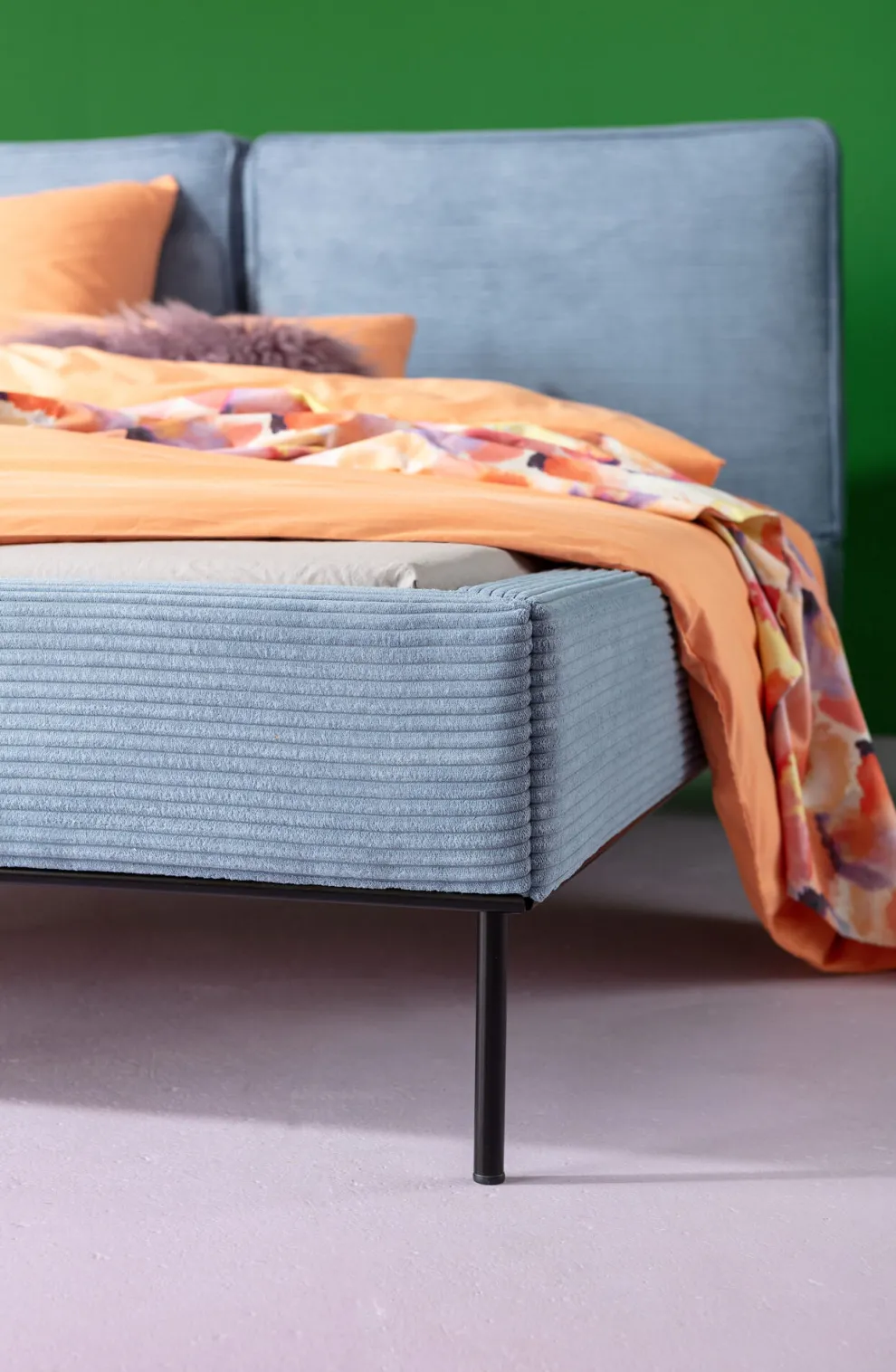 Bed East Side Cord Blue 160x200cm