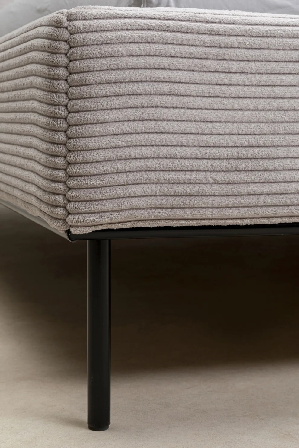 Bed East Side Cord Grey 180x200cm