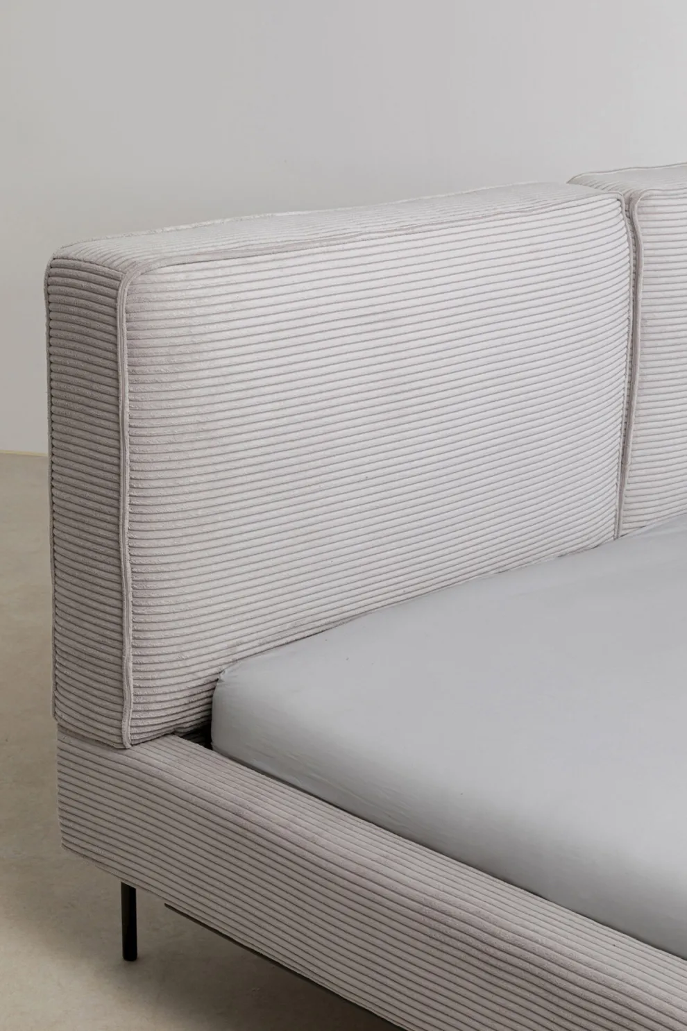 Bed East Side Cord Grey 180x200cm
