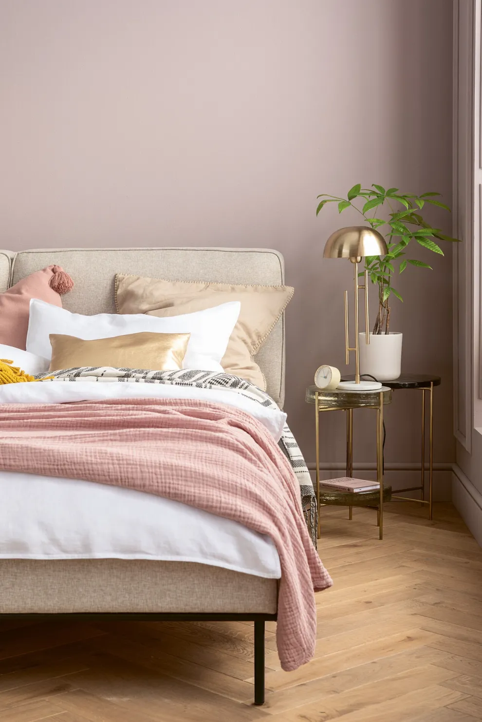 Bed East Side 180x200cm