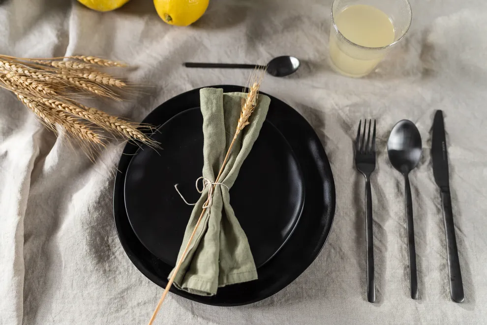 Bord Organic Zwart Ø26cm