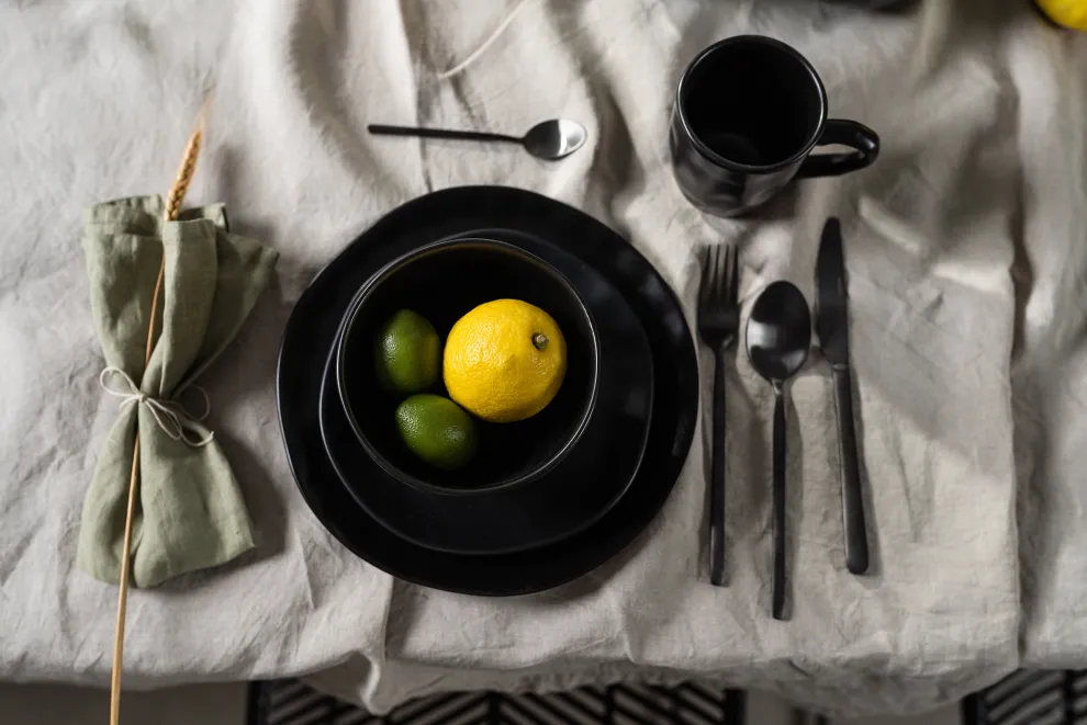 Bord Organic Zwart Ø20cm