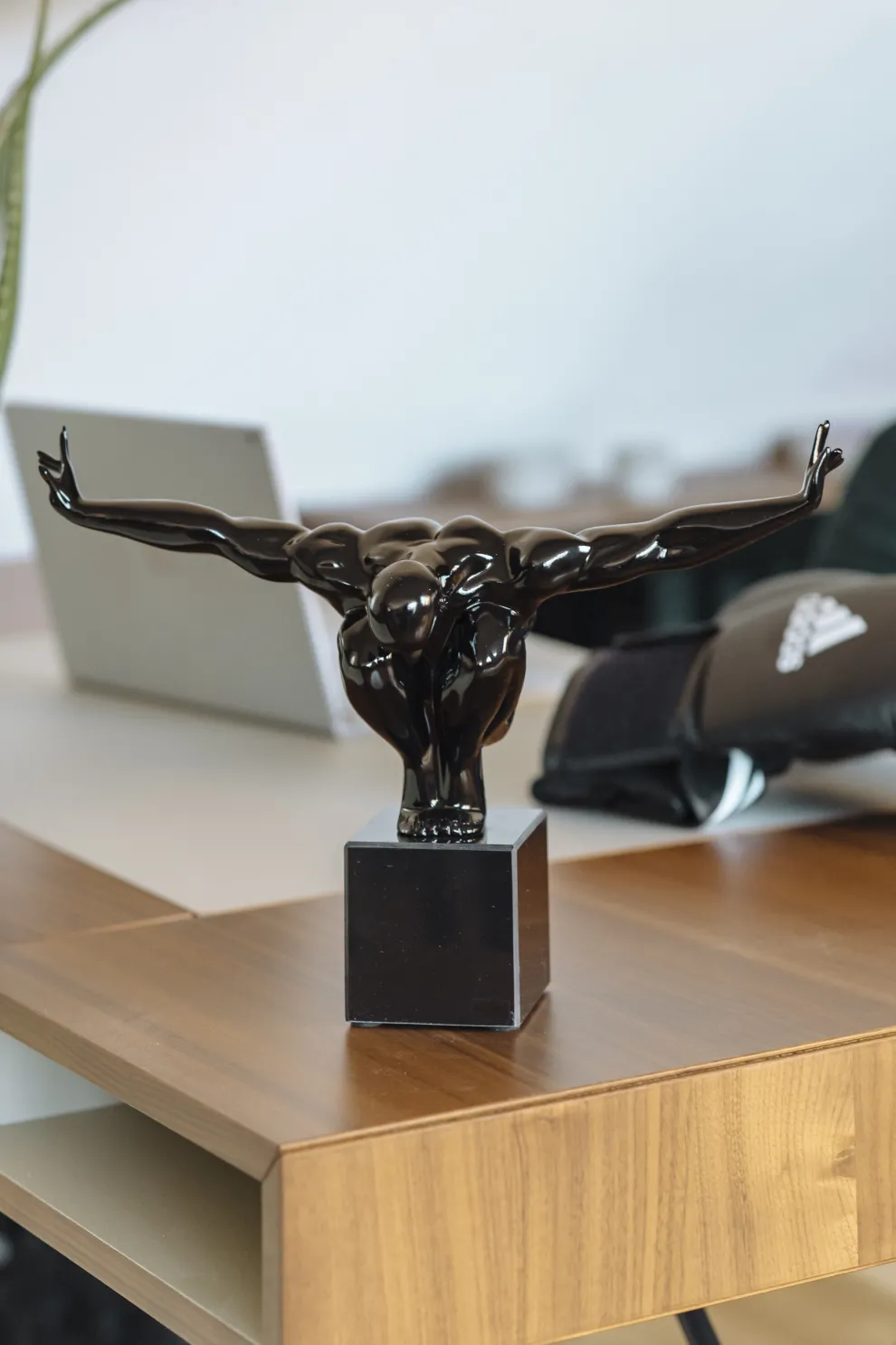 Decofiguur Atleet Zwart Klein