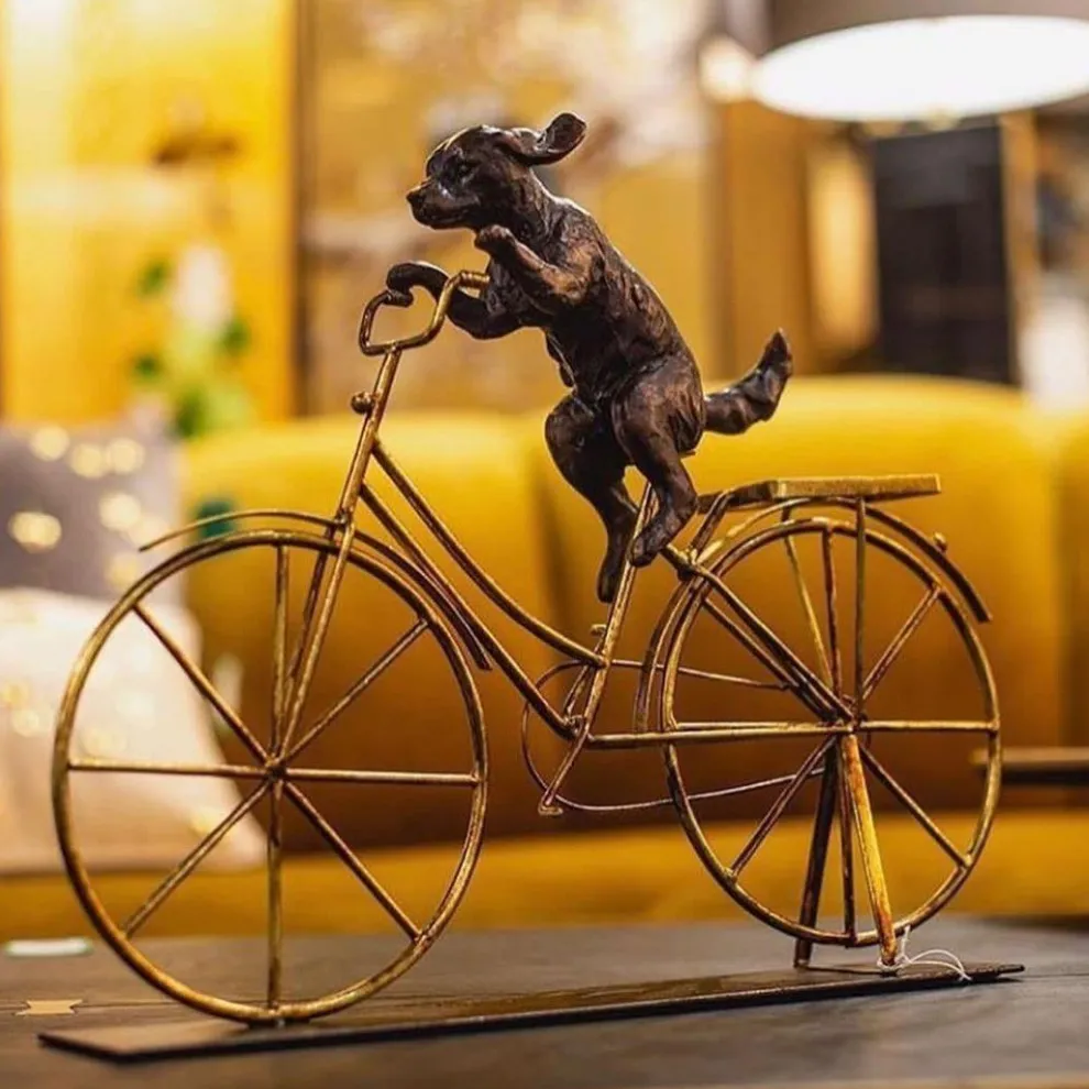 Decofiguur Dog With Bicycle
