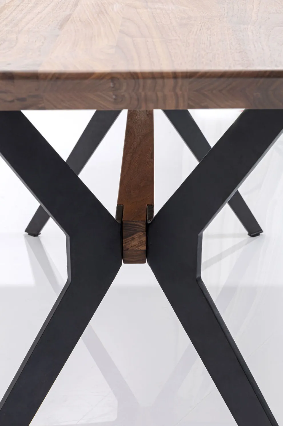 Eettafel Downtown Walnoot 180x90cm