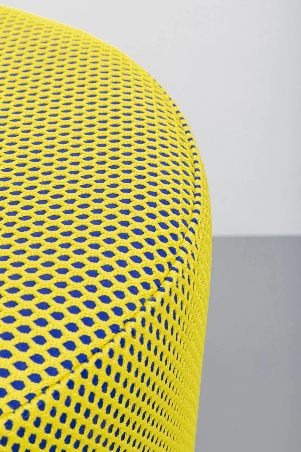 Poef Jody Yellow Black Mesh Black 35cm