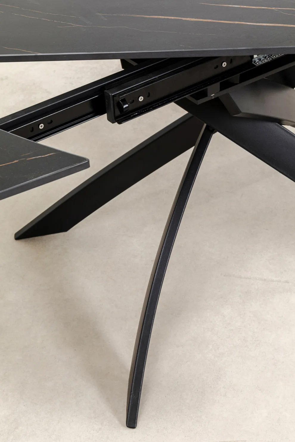 Uitschuiftafel Twist Black 120(30+30)x90cm