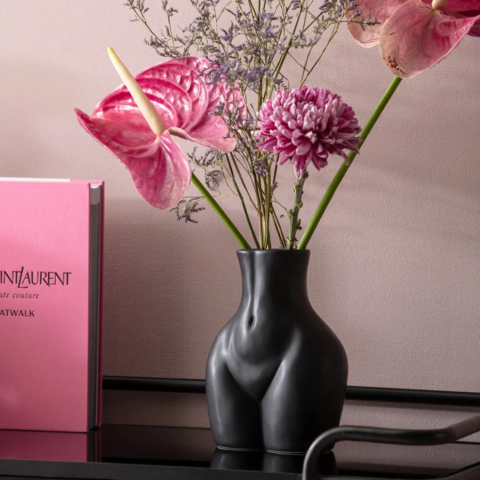 Vaas Donna Black 22cm